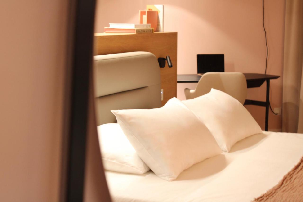 Mihotel Sala Lyon Dış mekan fotoğraf